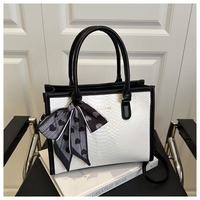 Sac fourre-tout rétro de luxe pour femmes, grande capacité, nouveau sac à bandoulière décontracté portable, petit sac à main de luxe à fermeture éclair métallique pour femmes