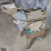 Industriële enkelkopse zoete aardappel- en groentesnijmachine, -hakselaar, -snijder, -blokjesmachine, fruit- en groenteverwerkingsmachines