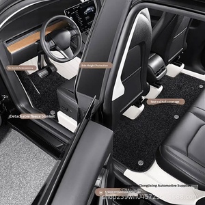 Tapis de sol souple 360 pour Tesla Model 3/Model Y OLIVER - Cuir Nappa de yacht sans solvant, silicone, tout compris, résistant à la saleté - Product Image 2