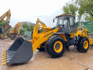 รถตักล้อยาง LIUGONG CLG856 Lg855n Zl50 833b 836b Lingon LG956L LG936L สภาพและสีเดิมจากโรงงาน - Product Image 5