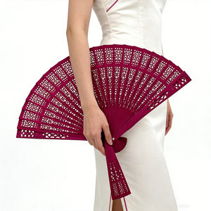 Abanico Plegable de Madera Negra de Fábrica, Abanicos de Mano Vintage de Bambú Tallado Hueco para Regalo de Boda, Fiesta o Cumpleaños - Product Image 6