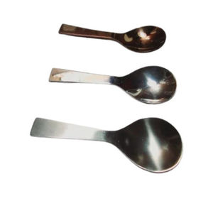 Cuchara de shilajit de diseño para el bienestar, diseñada para una experiencia refinada al servir suplementos. - Product Image 1