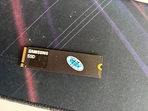 MZVL21T0HCLR 954GB M.2 NVMe โซลิดสเตทไดรฟ์ PCIe 3.0 โปรโตคอล 228 ข้อกำหนด - Product Image 5