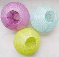 Vente en gros, impression personnalisée, lampe en papier ronde suspendue colorée, lanternes en papier chinoises décoratives