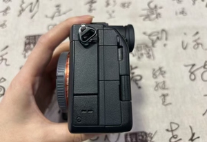 กล้องดิจิตอลเซ็นเซอร์ Full Frame BSI-CMOS มือสอง รุ่น A7S Mark III กล้องคุณภาพสูง 4K รุ่น A7S III ตัวกล้อง - Product Image 2