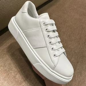 Chaussures de marche de luxe originales 2026, nouvelle mode, chaussures pour femmes, baskets décontractées respirantes - Product Image 2