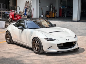 Nuevos Accesorios de Fibra de Carbono con Pernos para la Cubierta Ventilada del Motor Delantero del Modelo <span class=keywords><strong>MX5</strong></span> Miata ND GV - Instalación con Pernos - Product Image 6