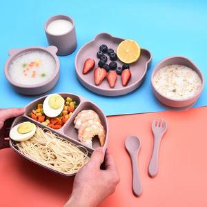 Assiette <span class=keywords><strong>à</strong></span> ventouse <span class=keywords><strong>en</strong></span> <span class=keywords><strong>silicone</strong></span> de qualité alimentaire pour bébé, assiette de repas anti-chute et antidérapante, style macaron minimaliste, ensemble de vaisselle pour enfants - Product Image 1