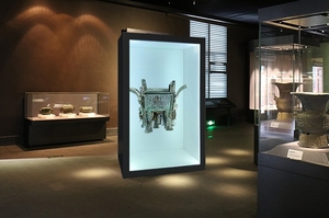 New ba chiều thiết bị 75 85 98 inch màn hình cảm ứng 3D trong suốt Kích thước con người Holographic hộp hiển thị được xây dựng trong ai phần mềm - Product Image 2