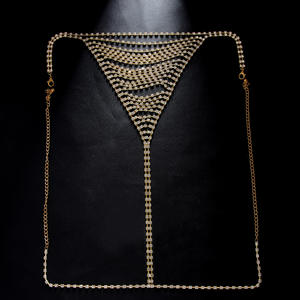 Tanga de cadena artesanal brillante BINSHUO, cadena corporal multicapa con diamantes de imitación brillantes chapados en oro para ropa interior de Bikini - Product Image 3