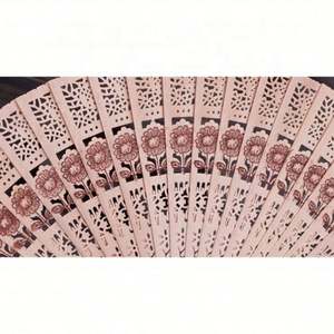 Recuerdos de Boda Personalizados al por Mayor, Abanicos de Madera de Sándalo Personalizados para Invitados, Venta Caliente 2023 - Product Image 3