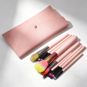 Juego de 10 Brochas de Maquillaje con Mango Rosa, Cerdas Coloridas en Degradado, Brochas Cosméticas Sintéticas Suaves con Bolsa de Maquillaje Portátil - Product Image 4