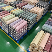 Tissu satin charmeuse 100 % polyester, uni, brillant, doux, résistant à l'abrasion, pour la décoration, nappes et emballages – Vente en gros usine