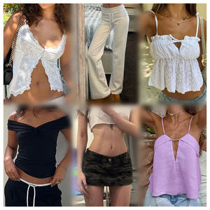 เสื้อผ้าแฟชั่นสตรีแบบคละแบบ  รวมเสื้อครอปท็อป เสื้อผ้าลำลอง ชุดเดรส  แบรนด์ต่างๆ ของใหม่และมือสอง - Product Image 5