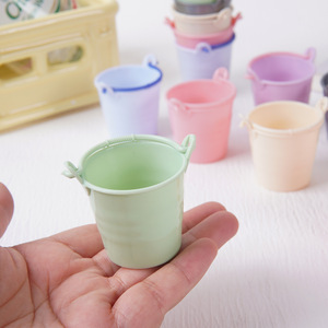 Accessoires de cuisine miniatures en plastique simulé : seau et louche pour maison de poupée, micro-scènes, petits accessoires, à partir de 2 ans - Product Image 2