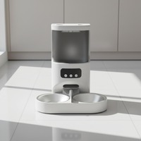 Distributeur automatique de nourriture pour chien intelligent 2.4G WiFi en plastique avec appel vocal, parfait pour une utilisation quotidienne à la maison en intérieur