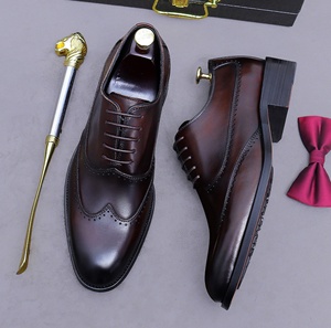 Chaussures en cuir de luxe de haute qualité, fabriquées à la main avec trois empiècements Goodyear, style business décontracté, chaussures en cuir formelles gravées pour hommes - Product Image 6