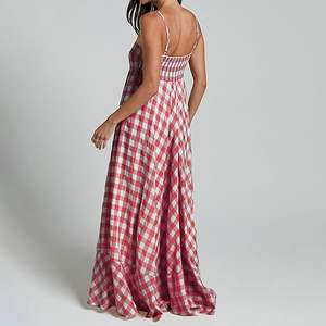 <span class=keywords><strong>Robe</strong></span> <span class=keywords><strong>longue</strong></span> d'été à carreaux pour femme avec fines bretelles et dos plissé, <span class=keywords><strong>robe</strong></span> de plage fluide de style bohème - Product Image 6