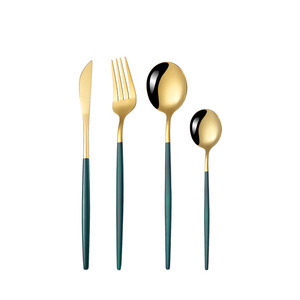Set de <span class=keywords><strong>couverts</strong></span> en argenterie Cuillères personnalisées en acier inoxydable mat <span class=keywords><strong>18</strong></span> <span class=keywords><strong>10</strong></span> <span class=keywords><strong>couverts</strong></span> en acier inoxydable - Product Image 2