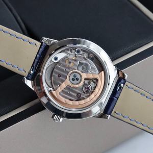 Montre mécanique entièrement automatique de luxe pour femmes de qualité supérieure - résistante à l'eau, élégante et tendance - Product Image 3