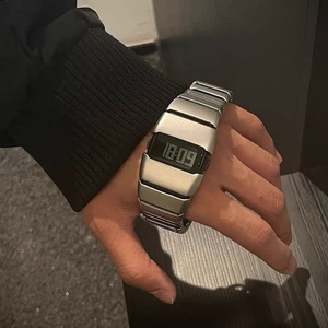 Đặt hàng tùy chỉnh người đàn ông mát nhựa độc đáo đồng hồ độc đáo xem Nhựa Dây đeo LCD hiển thị kỹ thuật số đồng hồ - Product Image 4