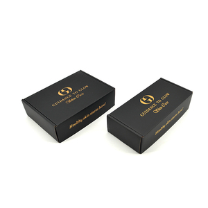 Asequible <span class=keywords><strong>OEM</strong></span> proveedor negro y rosa de lujo logotipo personalizado ropa envío 3 capas de cartón corrugado embalaje cajas de correo - Product Image 3