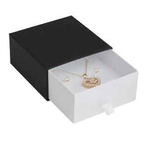 Cajas <span class=keywords><strong>de</strong></span> joyería <span class=keywords><strong>de</strong></span> cartón <span class=keywords><strong>de</strong></span> lujo personalizadas para regalar y empaquetar joyas Cajitas <span class=keywords><strong>De</strong></span> <span class=keywords><strong>Empaque</strong></span> Pour Bijoux - Product Image 1