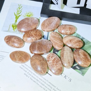 Prodotti all'ingrosso per la guarigione spirituale: Artigianato in cristallo <span class=keywords><strong>naturale</strong></span>, <span class=keywords><strong>Pietra</strong></span> Solare Dorata, <span class=keywords><strong>Pietra</strong></span> Palmare per decorazioni domestiche e regali Feng Shui - Product Image 2