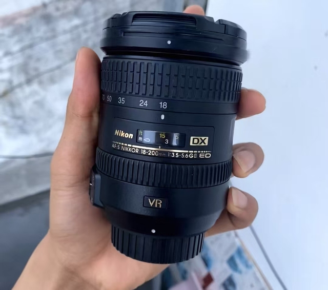Used Original DX 18-200mm F/3.5-5.6G ED VR II Zoom Lens APS-C Camera Lens