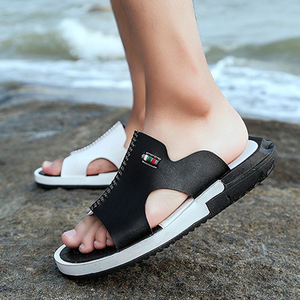 Sandales d'Été 2024 pour Hommes, Vente en Gros, Tongs Plates Tendance Grandes Tailles, Claquettes d'Extérieur Antidérapantes et Résistantes à l'Usure - Product Image 3