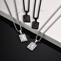 Collier Pendentif Croix de Jésus Carré Géométrique en Acier Inoxydable Religieux pour Hommes - Bijoux Masculins Tendance