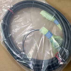 Cable de Extensión para Instrumento de Medición Láser de Líneas 2D/3D KEYENCE CL-C5 Serie LJ-X8000 - Conector en Forma de L (0.5m) CB B05LU - Product Image 4