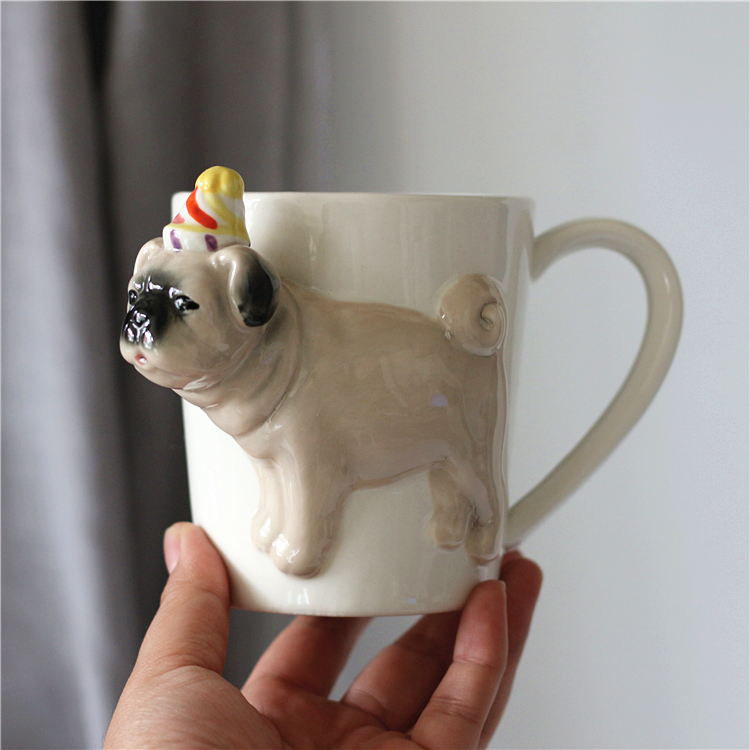 Three-dimensional dog 10*11cm