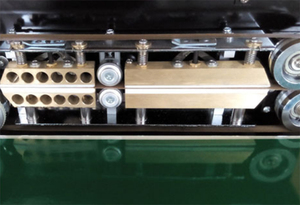 HZPK FR-980 Máquina Automática de Sellado Térmico Continuo para Bolsas de Plástico y Papel - Product Image 2