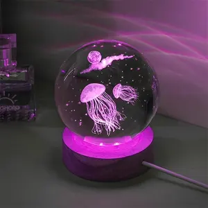 Petite <span class=keywords><strong>veilleuse</strong></span> LED en bois massif, lampe ronde en bois <span class=keywords><strong>lumineuse</strong></span>, base de lampe en cristal - Product Image 2