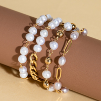 Bracelet en perles d'eau douce naturelles faites à la main avec chaîne en or - Cadeau de bijoux de luxe pour anniversaire et mariage pour les demoiselles d'honneur