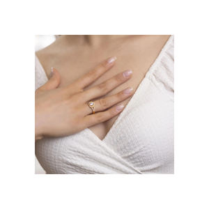 Anillo de Oro de 22 Quilates con Forma de Corazón y Corte Baguette, Joyería 3164 - Product Image 2