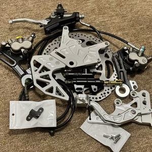 Kit de Soporte de Freno de Disco Trasero de Aleación de Aluminio de 240 mm con Doble Caliper, Acabado en Óxido Anódico, para Surron LBX Talaria, Modelo Ultra Bee Modificado - Product Image 2
