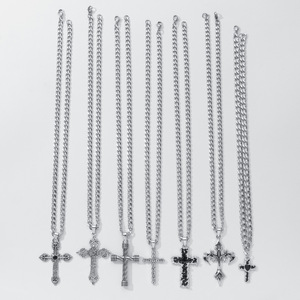 Collier pendentif en forme de croix en acier inoxydable avec chaîne à maillons hip-hop de la série gothique tendance en gros, bijoux en zircon pour hommes - Product Image 4