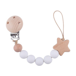 Rango <span class=keywords><strong>DE</strong></span> EDAD 0-12 meses bebé dentición silicona <span class=keywords><strong>chupete</strong></span> <span class=keywords><strong>de</strong></span> <span class=keywords><strong>madera</strong></span> con cadena <span class=keywords><strong>de</strong></span> Clip <span class=keywords><strong>de</strong></span> pezón Clips <span class=keywords><strong>de</strong></span> embalaje para niño o niña - Product Image 4