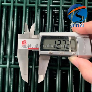 Panneau de clôture anti-escalade Clôture d'aéroport Clôture antivol 358 à mailles denses avec clou barbelé - Product Image 5