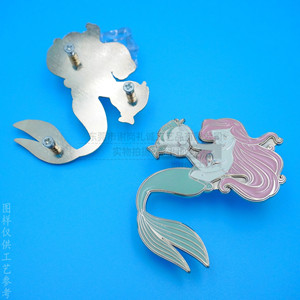 Placa de identificación de metal con diseño de sirena, etiqueta personalizada de aleación de zinc para maleta de niños y niñas - Product Image 3