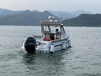 Yeni Tasarım 6.5m 21ft Tam Alüminyum Kaynaklı Açık Deniz Sert Tavanlı Lüks Kabinli Tekne Benzinli 150-200HP Balıkçı Güçlü Yat