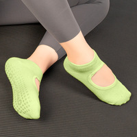 Chaussettes de yoga professionnelles en coton à haut degré pour sport et fitness danse d'intérieur Pilates antidérapant absorbant la sueur mi-longueur pour dames