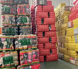 S03现代女式二手女鞋可重复使用二手运动凉鞋和皮鞋海外混装鞋批发 - Product Image 2