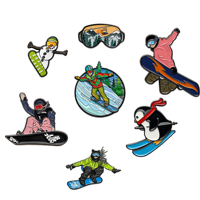 Pins de revers personnalisés en métal pour équipes de course F1, émaillés polis avec impression UV, pour casquettes, chapeaux et vêtements, thème logo sportif