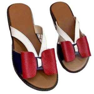 Chanclas planas multicolor para la playa, estilo nuevo de verano, sandalias para mujer, venta al por mayor de calzado femenino - Product Image 1