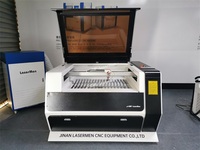 Machine de découpe et de gravure laser de haute précision, tasse de bouteille, machine de gravure laser co2 pour le bois