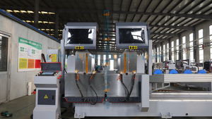 Scie de découpe de précision CNC à double tête avec moteur PLC, angle variable de 30 à 150 degrés, <span class=keywords><strong>prix</strong></span> usine, pour PVC/<span class=keywords><strong>aluminium</strong></span>/UPVC - Product Image 2