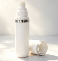 Flacon pompe sans air à brume fine de luxe vide 15ml 30ml 50ml 80ml 100ml avec bord argenté pour emballage cosmétique et soins de la peau